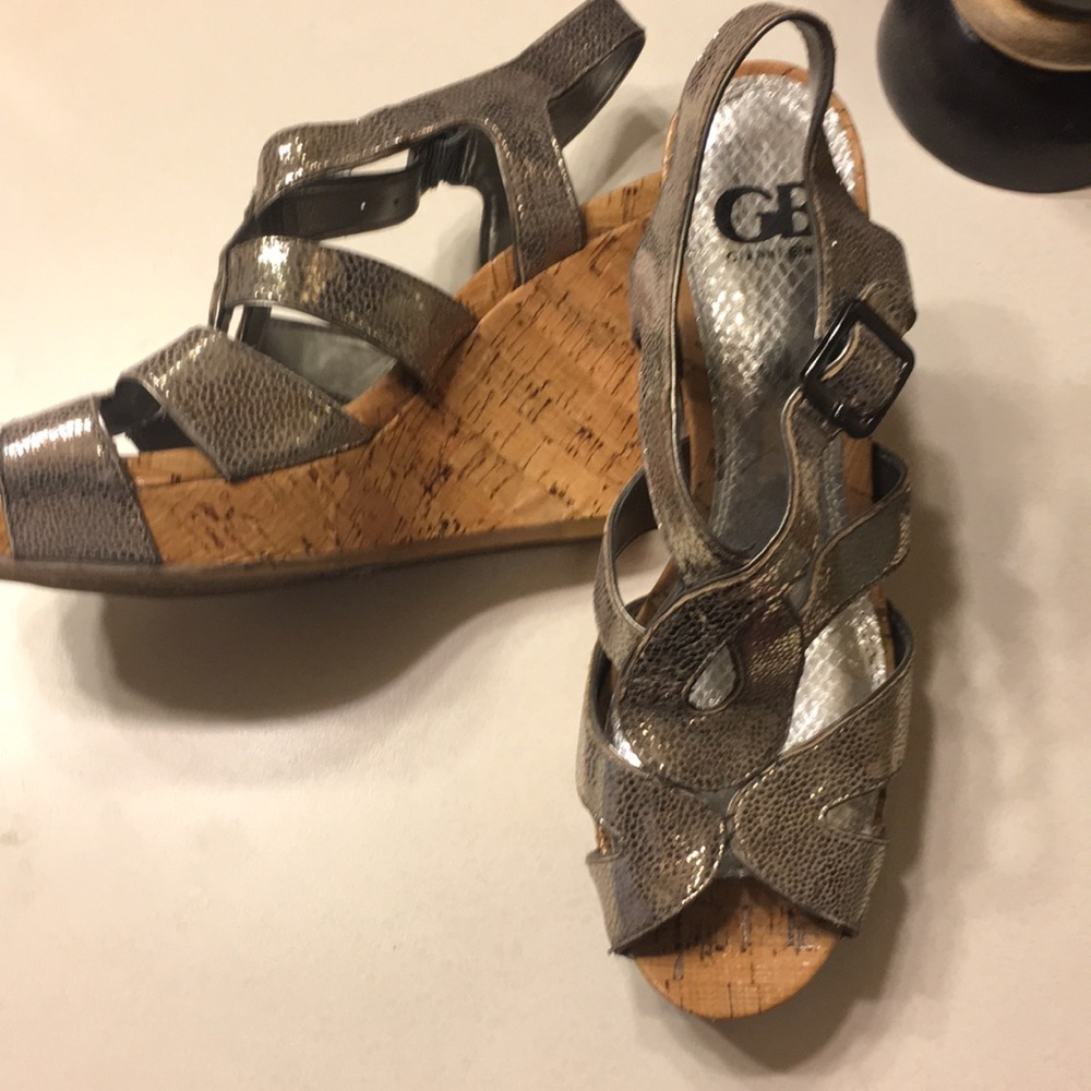 Gianni Bini silver heels